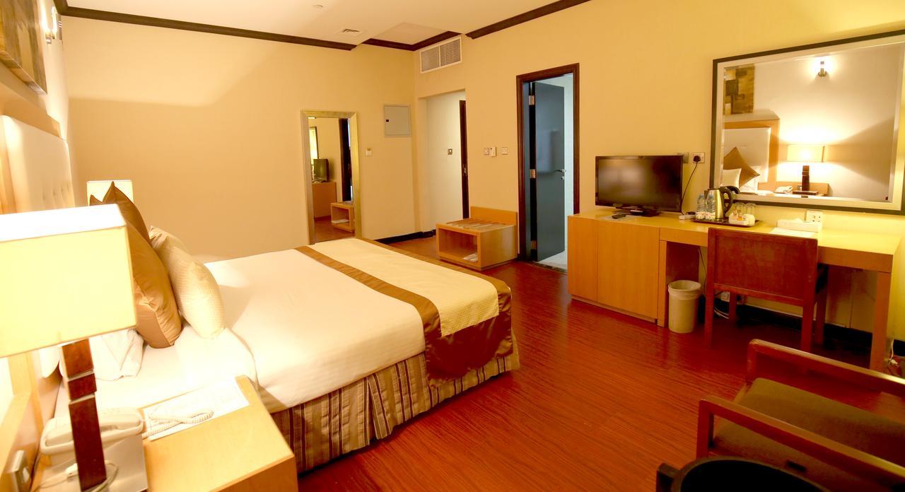 London Crown Hotel Dubai Dış mekan fotoğraf