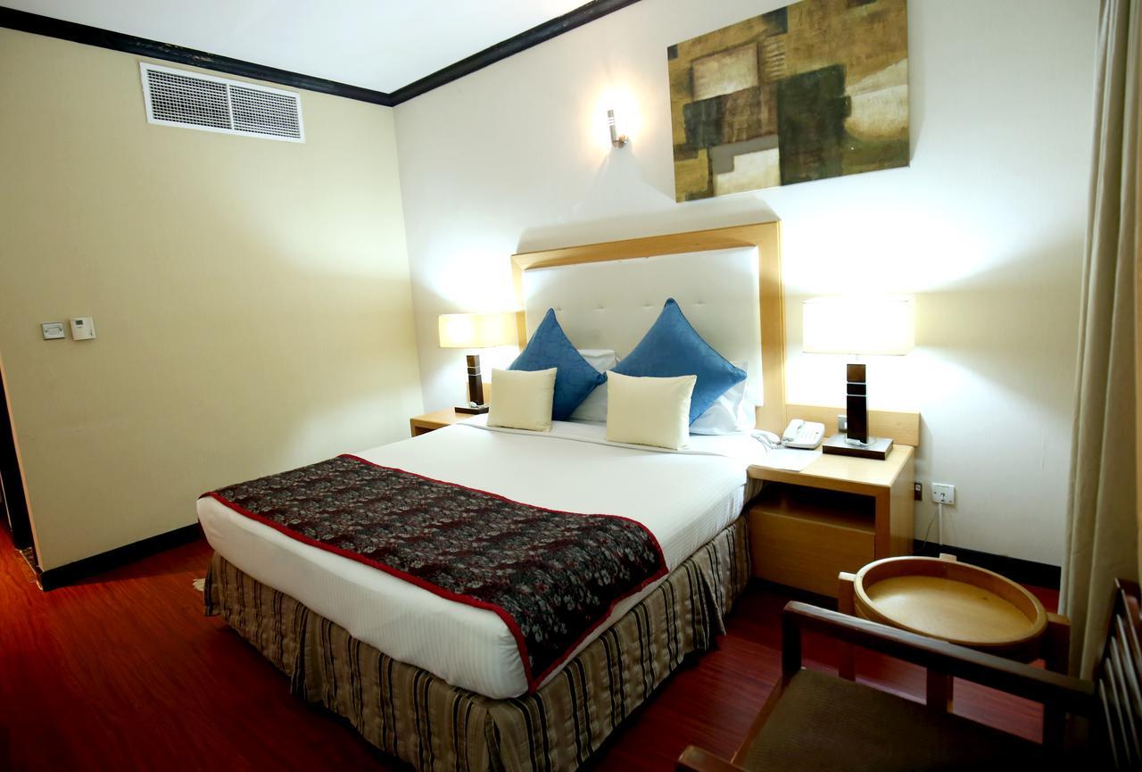 London Crown Hotel Dubai Dış mekan fotoğraf