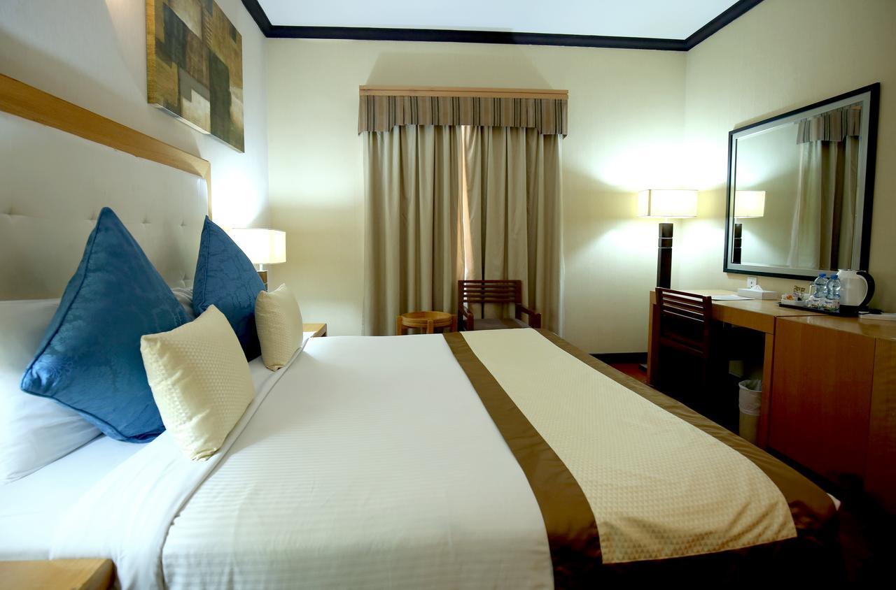 London Crown Hotel Dubai Dış mekan fotoğraf