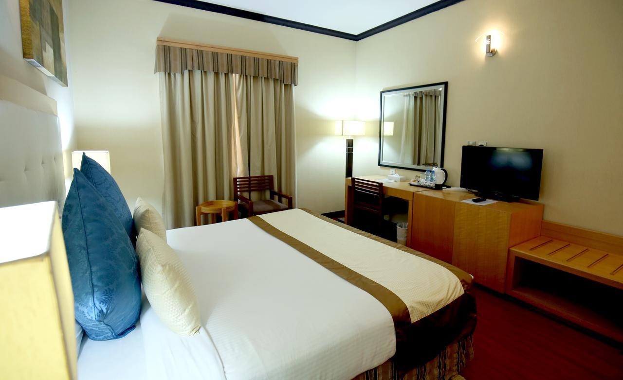 London Crown Hotel Dubai Dış mekan fotoğraf