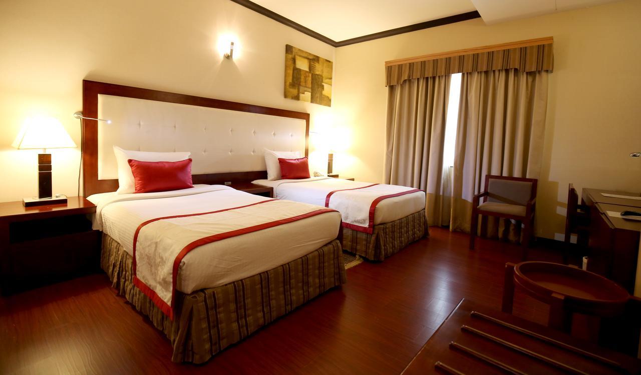 London Crown Hotel Dubai Dış mekan fotoğraf