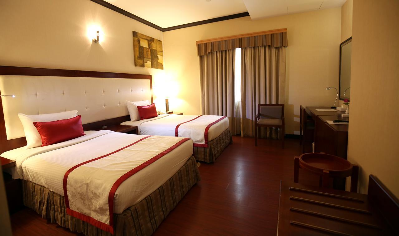 London Crown Hotel Dubai Dış mekan fotoğraf