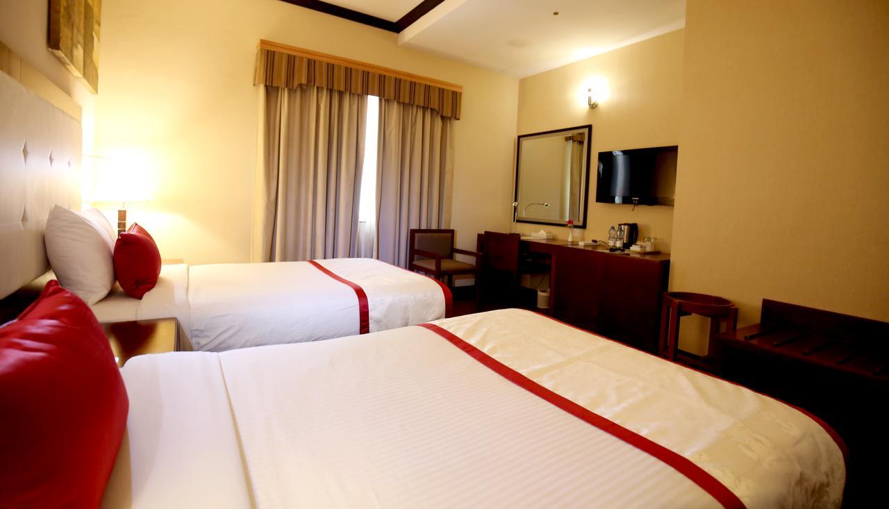 London Crown Hotel Dubai Dış mekan fotoğraf